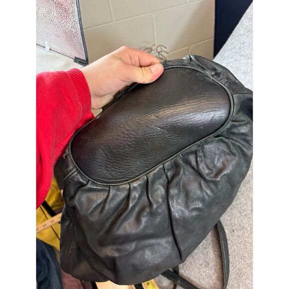 Miu Miu Shoulder Handbag Womens Black Leather 197 Hobo Classic - Picture 11 of 12